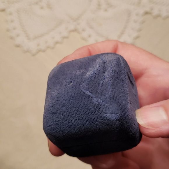 Vintage Avon Silvertone CZ Ring Sz 6 - Picture 12 of 13